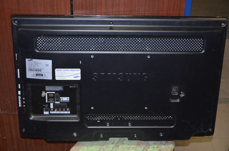 Телевизор 32" Samsung LE-32C530, фото №3