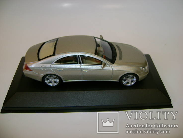 Mercedes-Benz CLS500 (2004) IXO/Altaya 1/43, фото №5