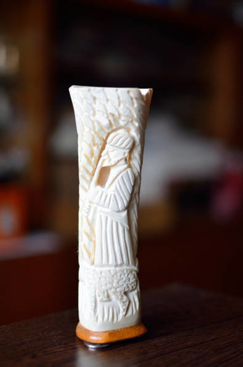 Кістяна вазочка для олівців "Пастух", фото №5