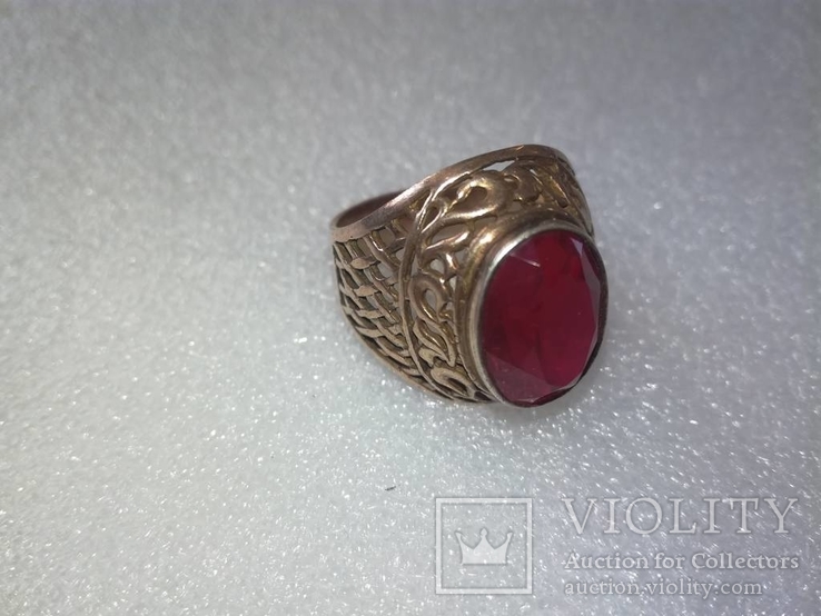 Серебряное кольцо с красным камнем в позолоте из глубокого СССР, фото №9