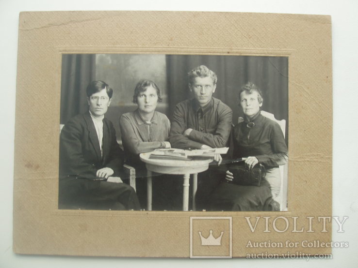1933 Групповое фото 2 мужчины 2 женщины