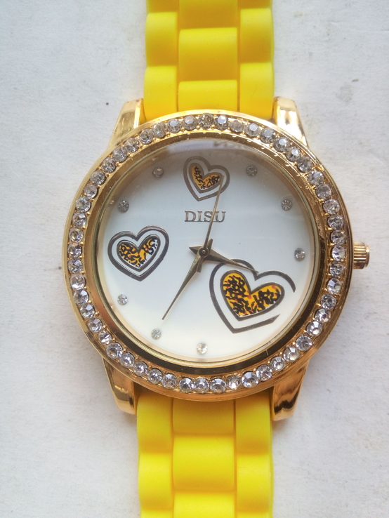 Часы наручные с камнями + силиконовый браслет БРАК
