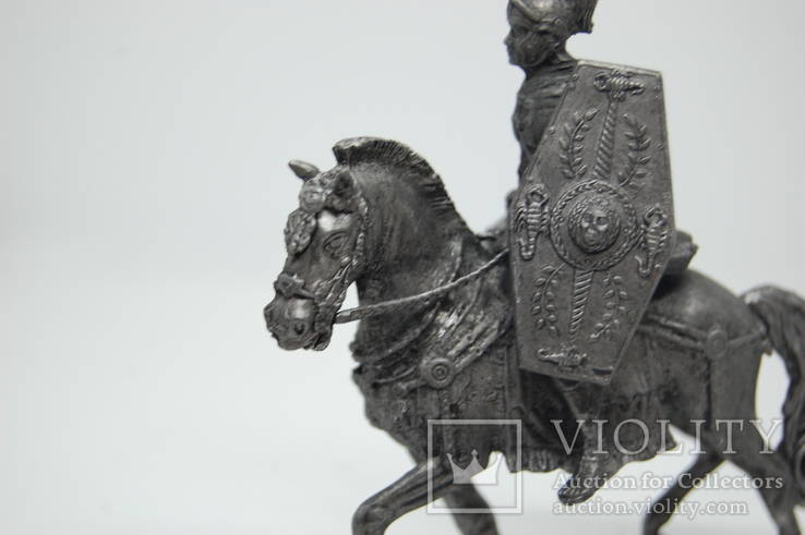 Легионер на коне со щитом. Олово. 9,5см, фото №8