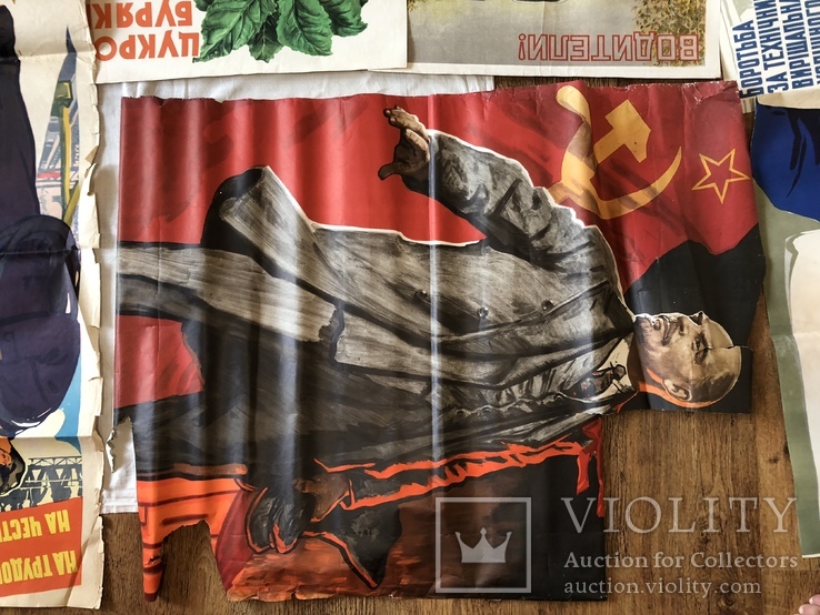 Кучка фрагментов старых плакатов СССР, фото №4