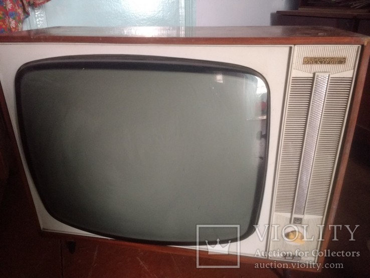 Телевизор  ч/б "Электрон-2" 1972г., фото №2