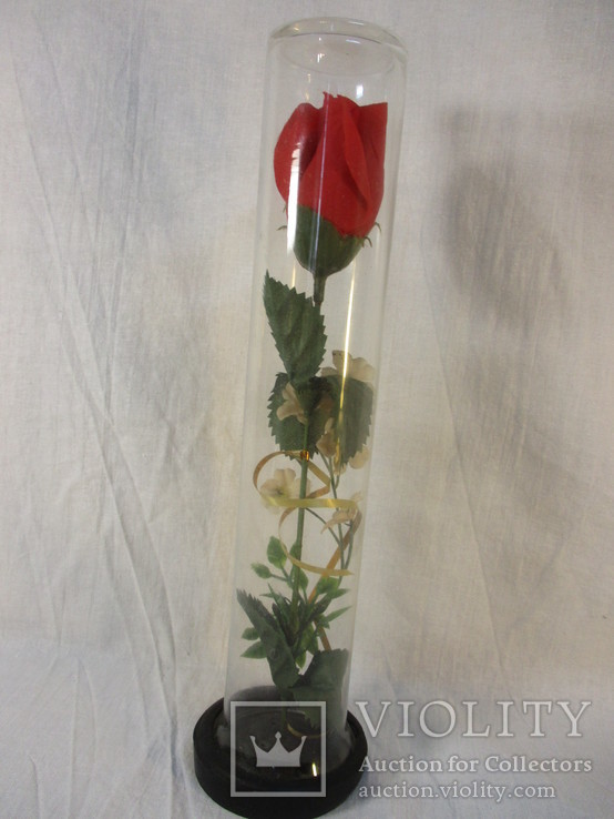 Роза в стеклянной колбе, высота 27 см