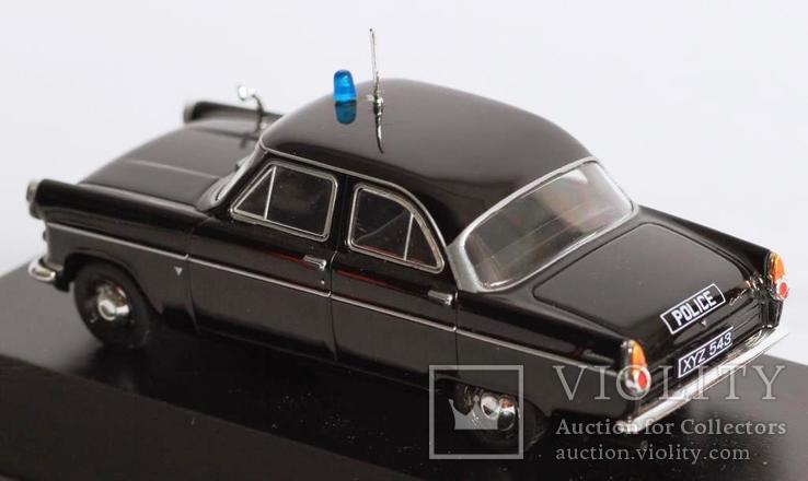 1:43 Ford Consul Police, фото №5