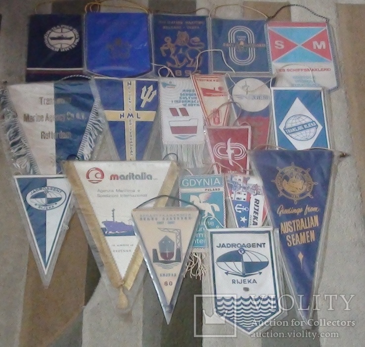 Большая коллекция вымпелов пароходств СССР и Европы и опозновательных морских флагов мира, фото №8