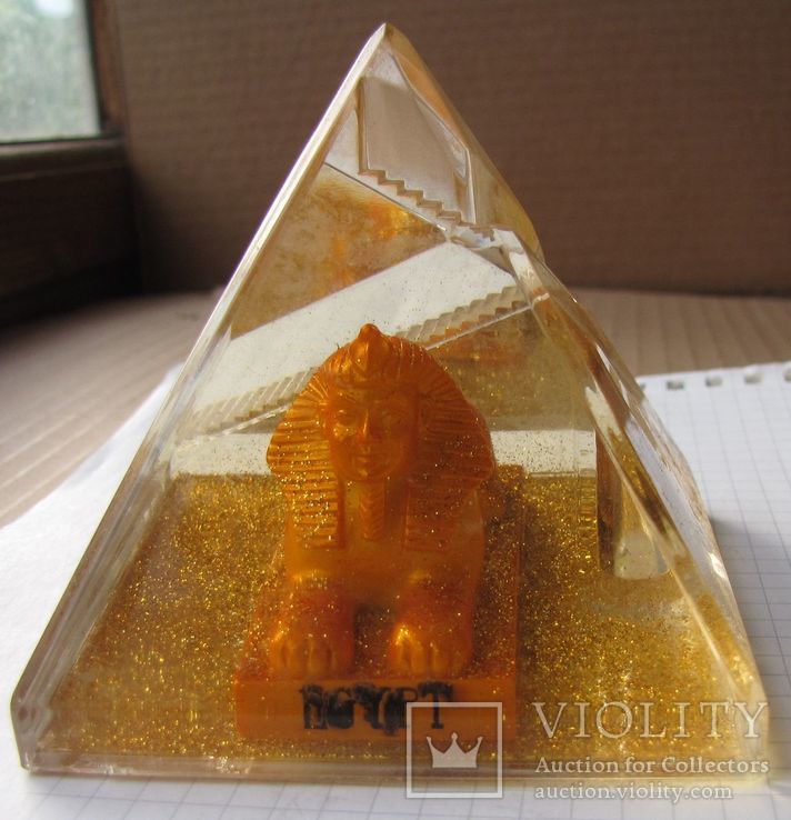 Египетская пирамидка со Сфинксом