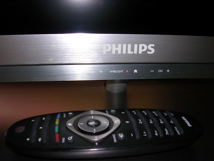  3D-телевизор смарт Philips 42PFL7606. 42, фото №3