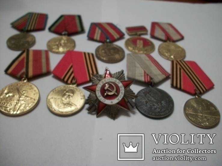 1-шт орден отечественной войны 2-степени и 8-шт медали с книжечками на одного человека, фото №3