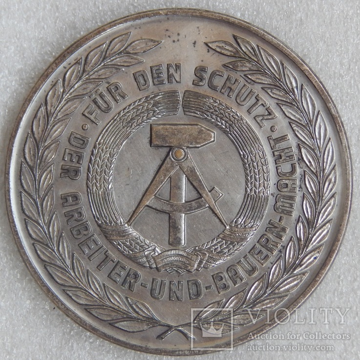 Настольная медаль, ГДР, "Триумфальная арка - Берлин". № 057. интересная., фото №3