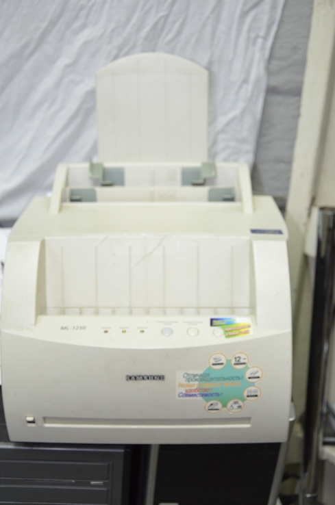 Лазерный принтер Samsung ML-1250, фото №2