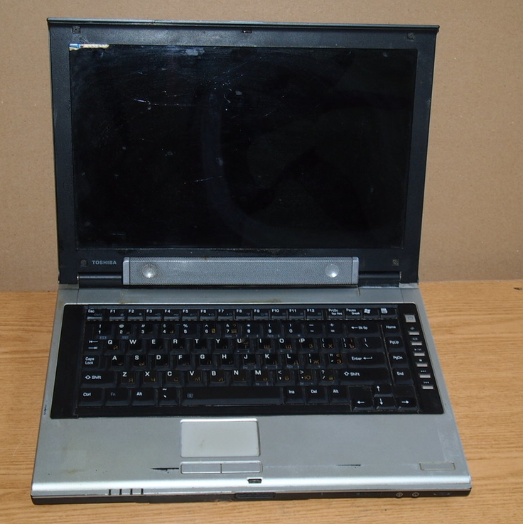 Ноутбук TOSHIBA Satellite M55-S1001., фото №2