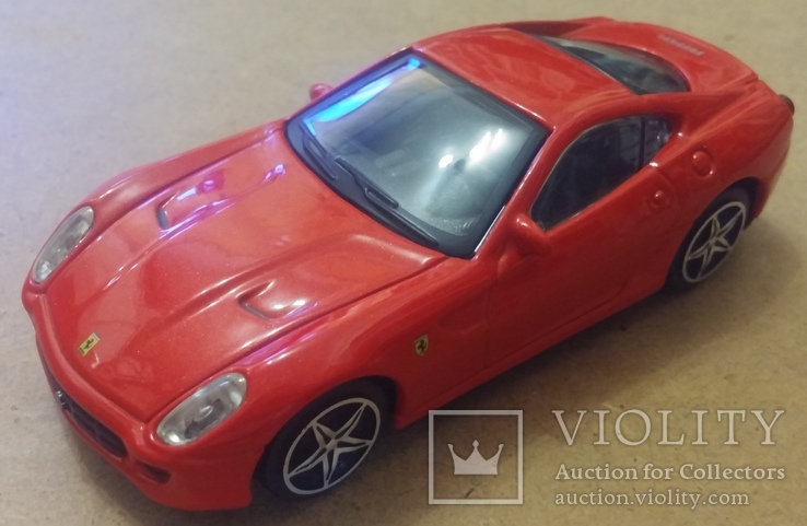 Ferrari 599 GTB Fiorano Bburago 1/43 China