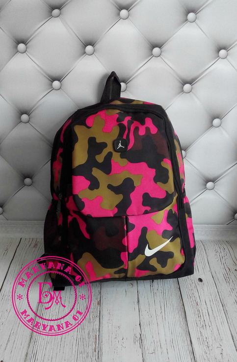 Яркий камуфляжный рюкзак Nike розовый, фото №8