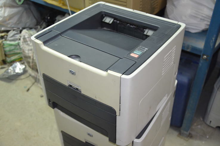 Лазерный принтер HP 1320 идеальный картридж, фото №3