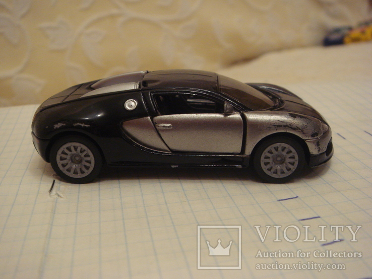 Bugatti Veyron машинка, фото №4