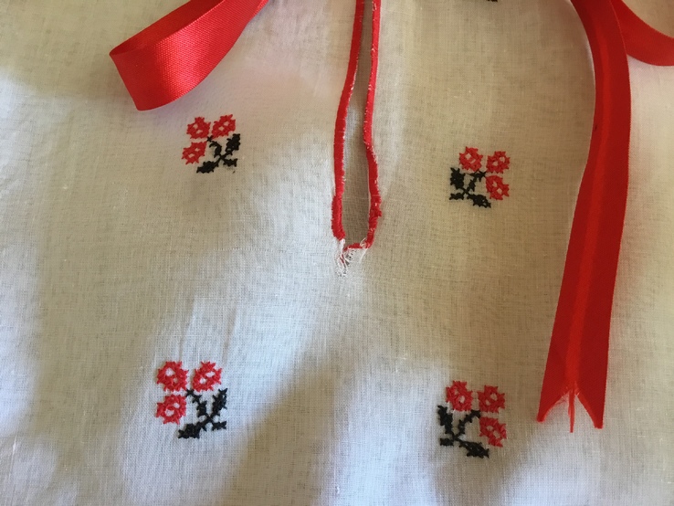 Блузка вышиванка на девочку 4-5 лет, фото №3