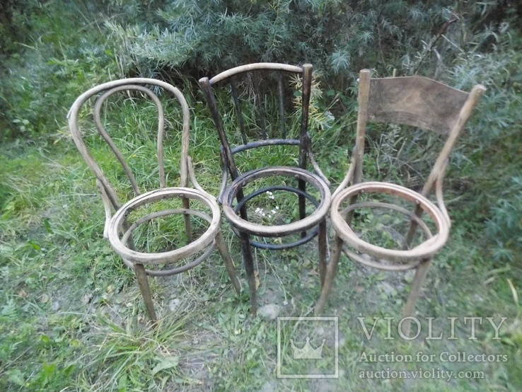 Віденські крісла різні