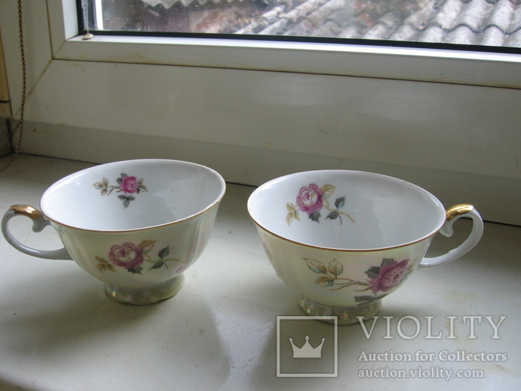 Две  чайные  чашки, фото №2