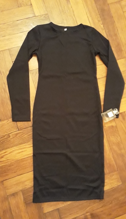 Стильное черное платье-футляр, фото №6