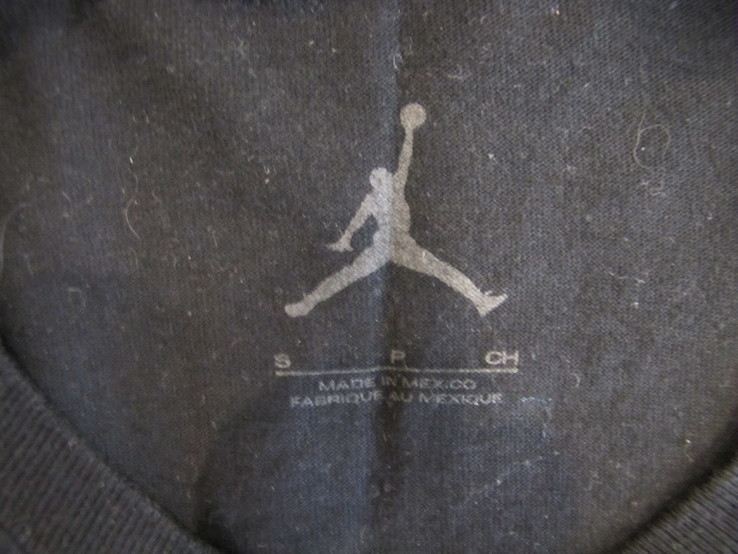Модная мужская футболка Nike air jordan оригинал КАК НОВАЯ, фото №6