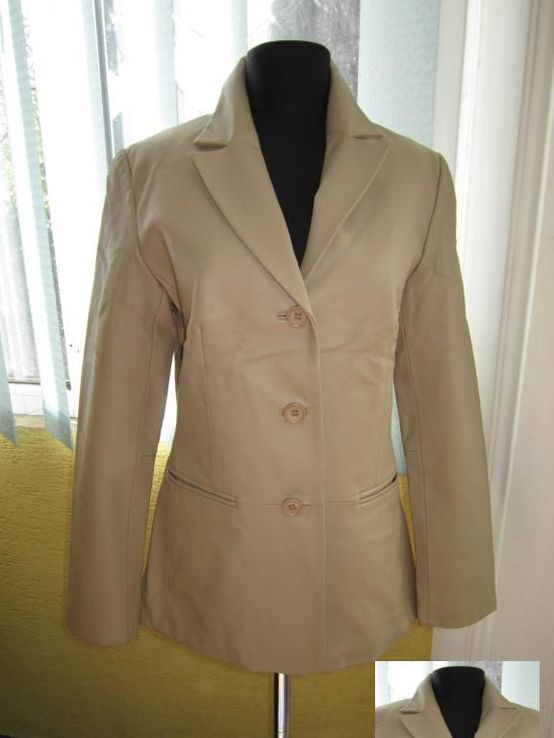 Классическая женская кожаная куртка C.A.N.D.A. Лот 258, фото №2