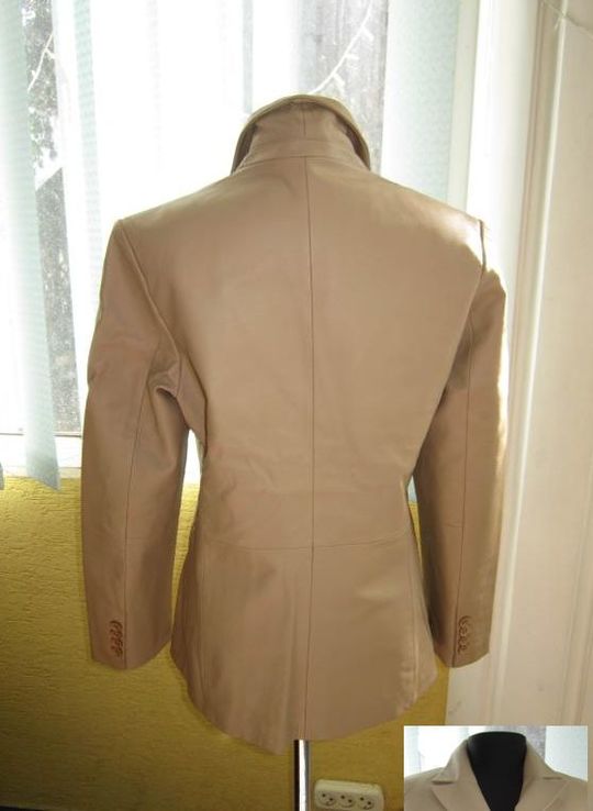 Классическая женская кожаная куртка C.A.N.D.A. Лот 258, numer zdjęcia 4