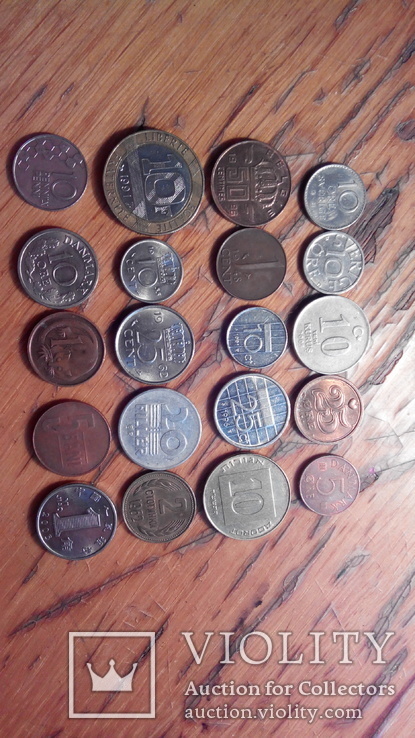 Монеты мира 20 штук
