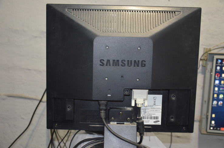Монитор Samsung 730bf DVI, VGA), photo number 5