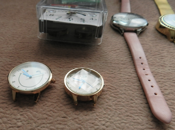Наручные кварцевые часы + 2 будильника на запчасти или ремонт, фото №10