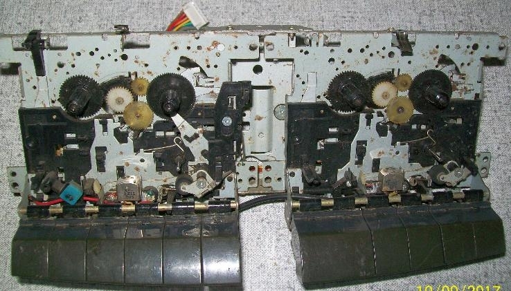 Лентопротяжка из двухкассетной импортной магнитолы с двигателем 9 В. Б/У., фото №2