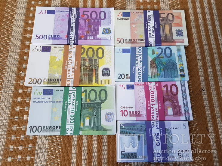 Сувенирные деньги Евро 7 пачек, фото №2