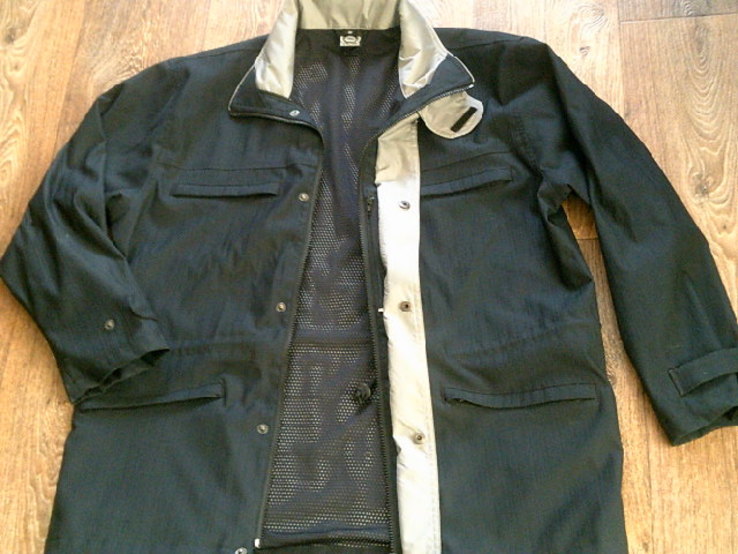 Amag audi - стильная легкая куртка, фото №3