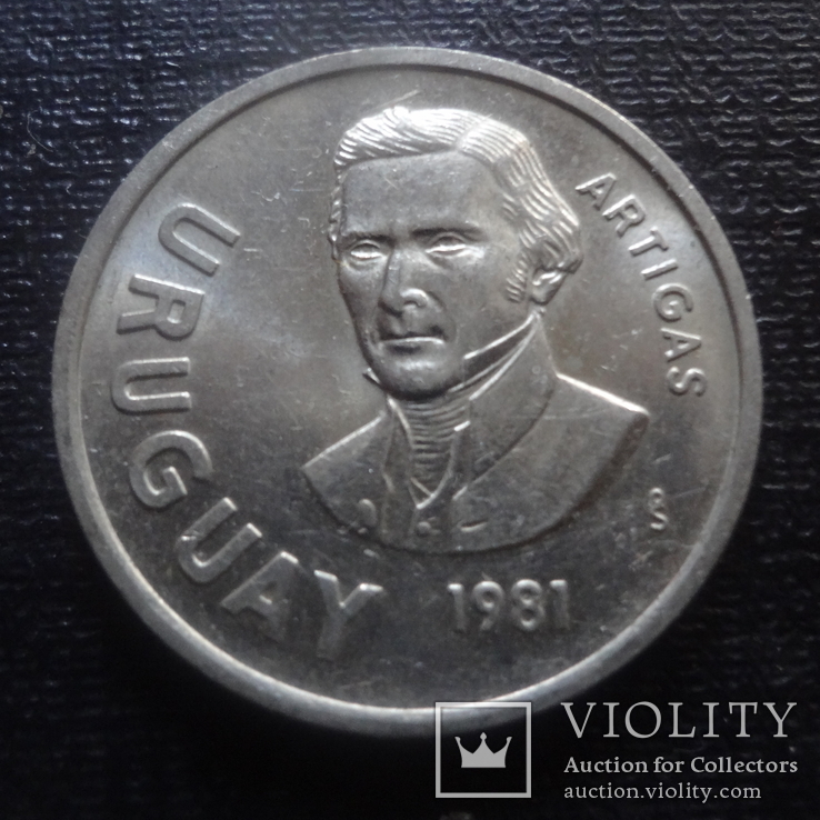 10 долларов 1981 Уругвай    (К.7.17)~, фото №3
