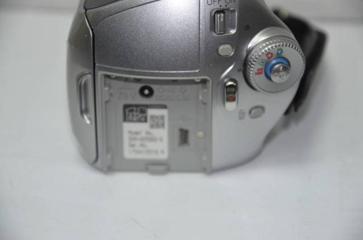Видеокамера Panasonic SDR-H250, фото №3