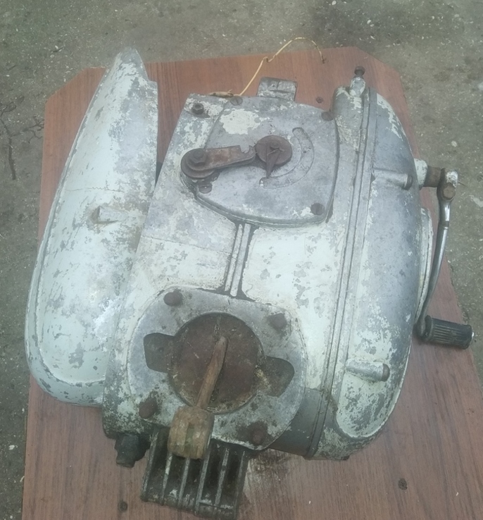 Двигатель Паннония под реставрацию, фото №2
