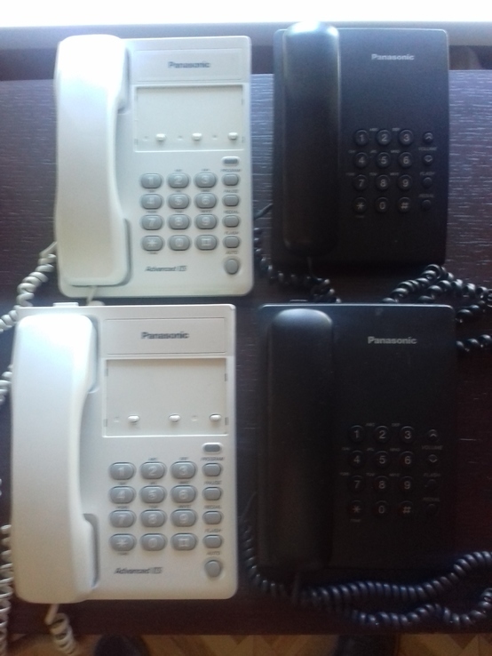Четыре офисных телефона, photo number 2