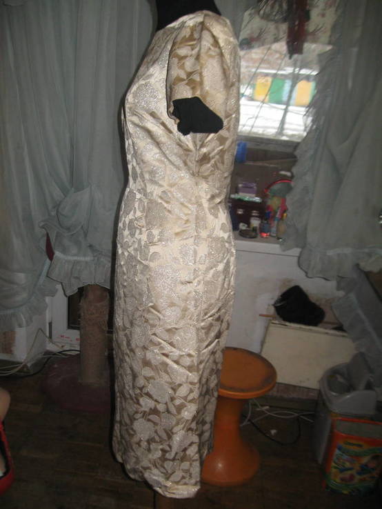 Эксклюзивное парчовое платье от модистки, фото №5