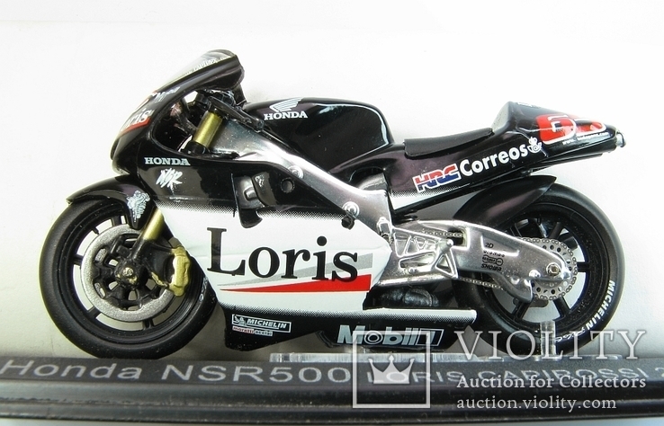 Модель мотоцикла Honda NSR 500 Loris Capirossi 2002, фото №2