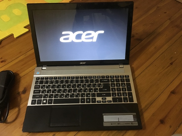 Acer V3-531G i3-2330m/4gb/750gb/Intel HD+GT 630M/2,5 часа, фото №2