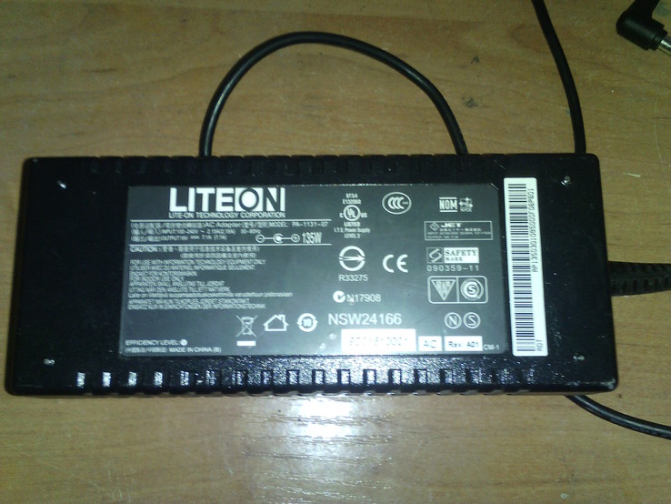 Адаптер блок питания Original 5.5x2.5 мм 19V 7,1A 135W Asus,Lenovo,Toschiba, Acer, photo number 2