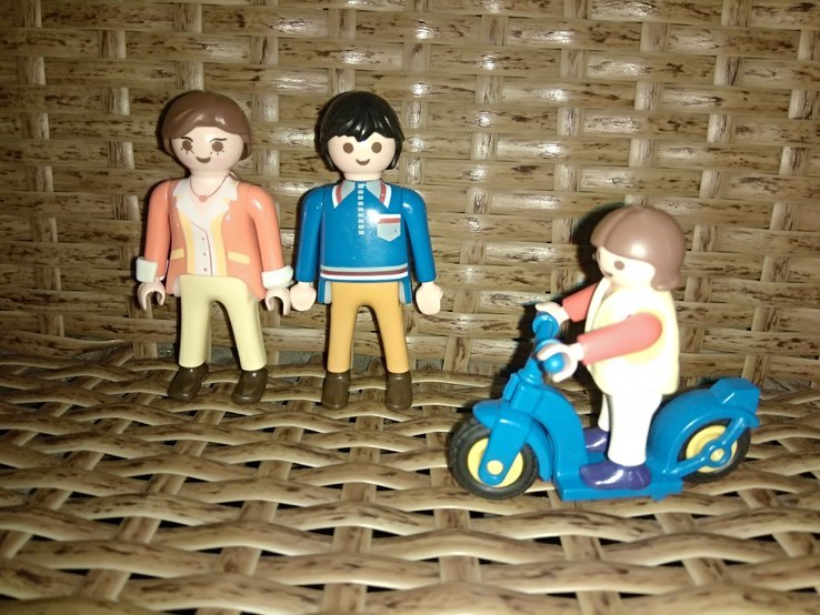 Фирменные фигурки Плеймобиль PLAYMOBIL.Скутер, человечки плеймобиль., numer zdjęcia 3