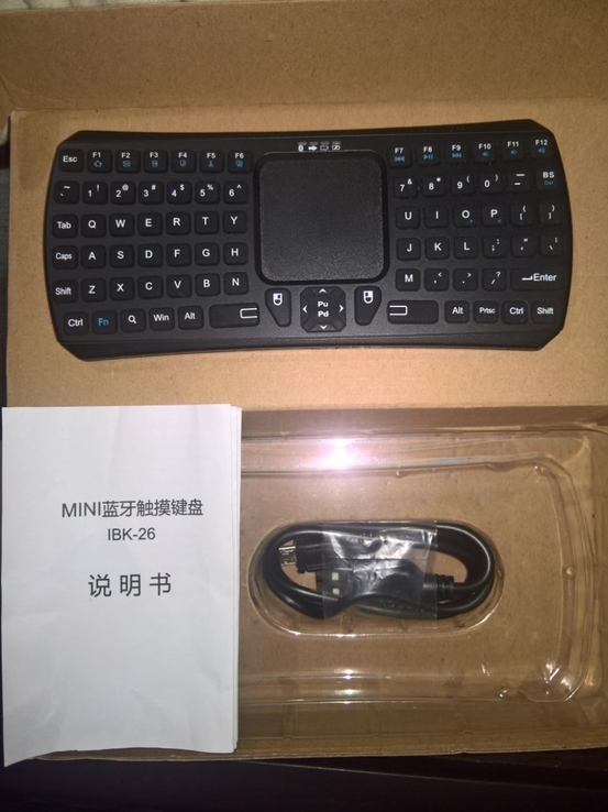 MINI Blutooth Touchpad Keyboard, photo number 2