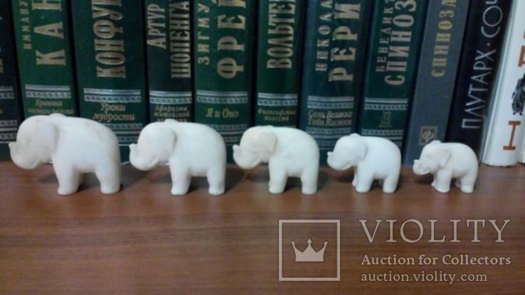 Пять мраморных слоников из СССР