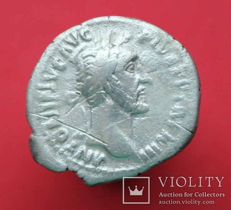 Денарий Antoninus Pius (RIC III 188)