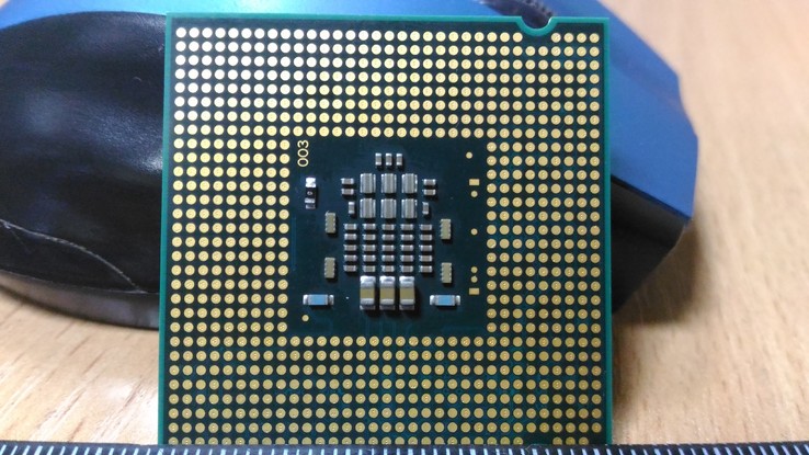 Процессор Intel Pentium E2160 /2(2)/ 1.8GHz, photo number 4