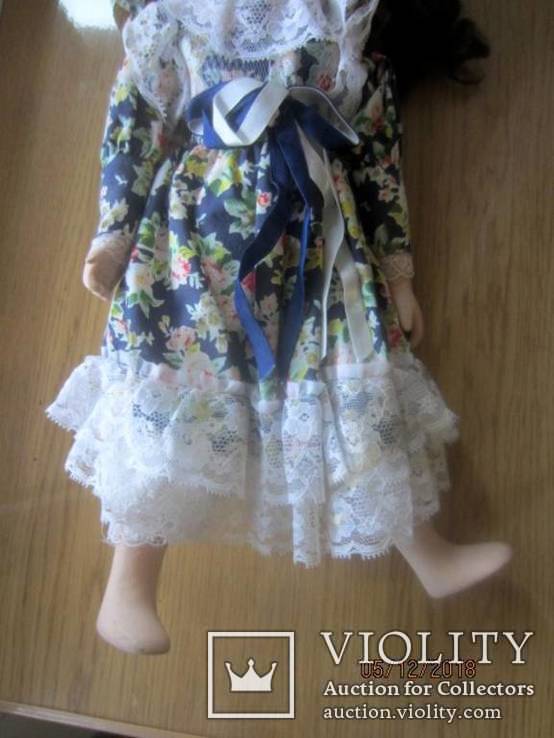 Кукла коллекционная фарфоровая Promenade Collection Elizabeth, фото №4