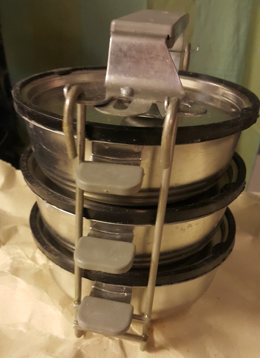 Термоконтейнер для обедов с 6-ю комплектами судков из нержавейки. СССР, фото №6